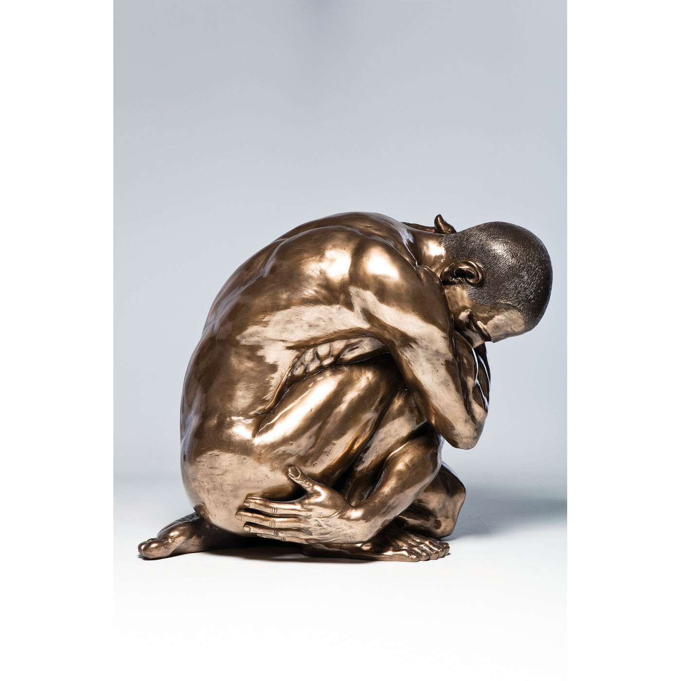 Фигура декоративная Nude Man Hug Bronze 54 см