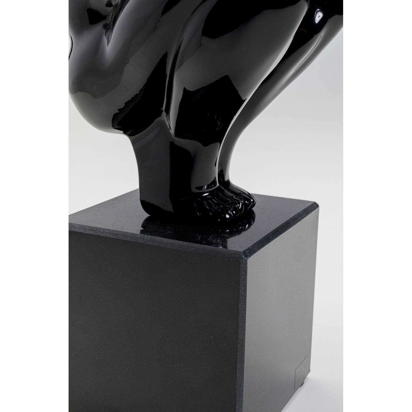 Фигура декоративная Athlet Black