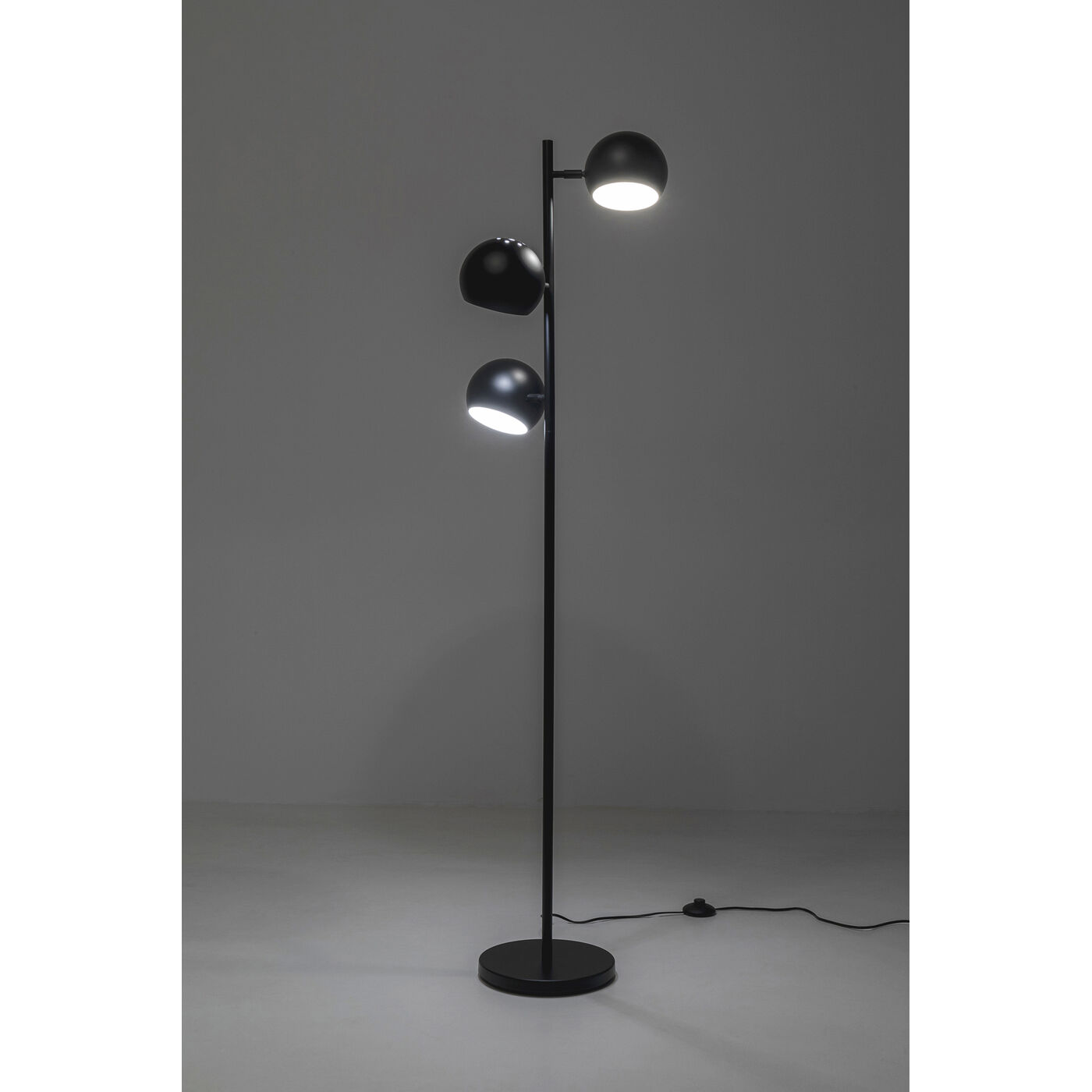 Светильник напольный Calotta Black 3-lite 151cm