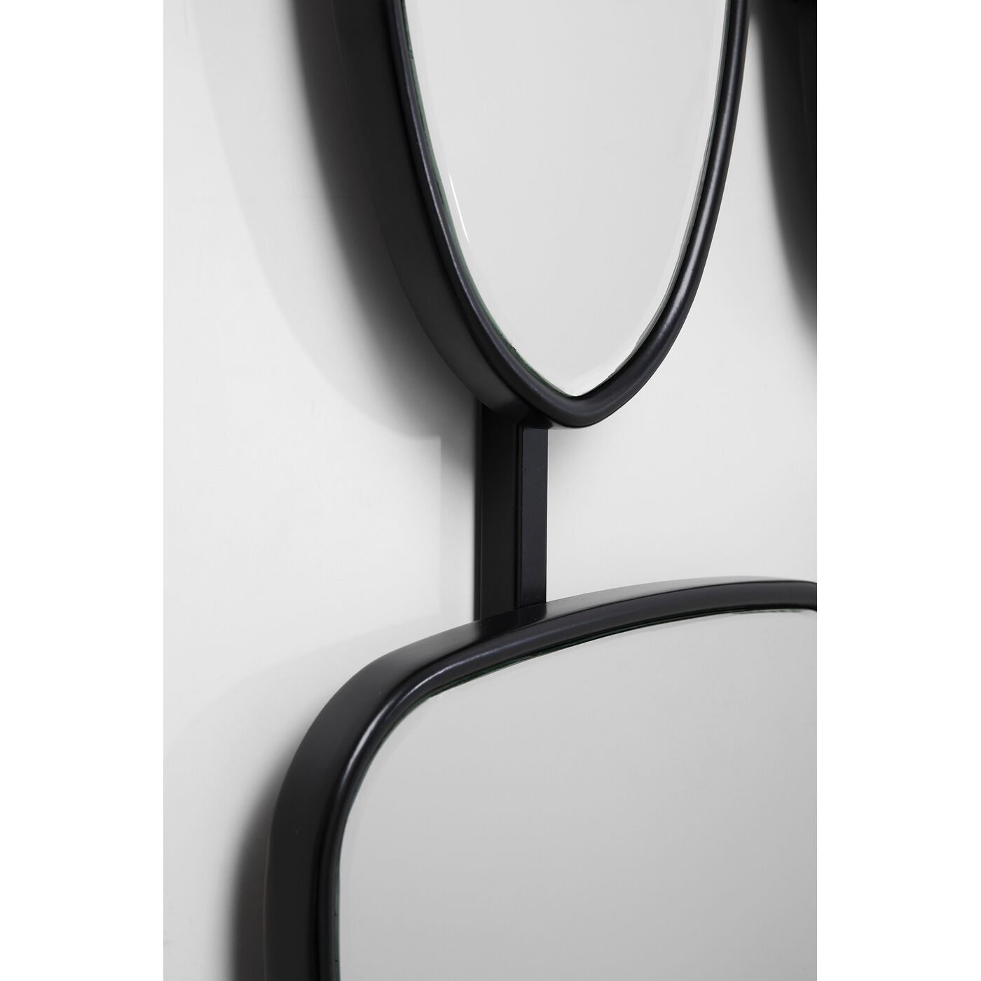 Зеркало настенное Nastro Black 80x114 см