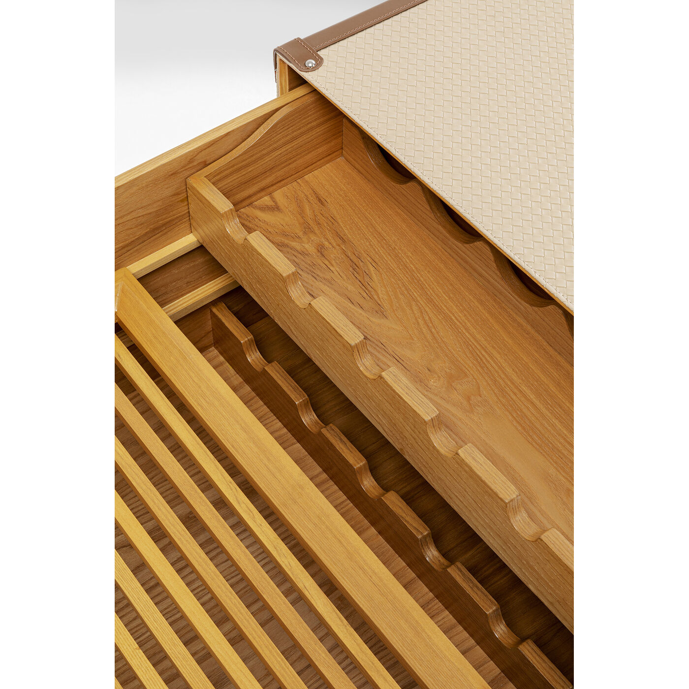 Стол кофейный с баром Globetrotter 120x75 см