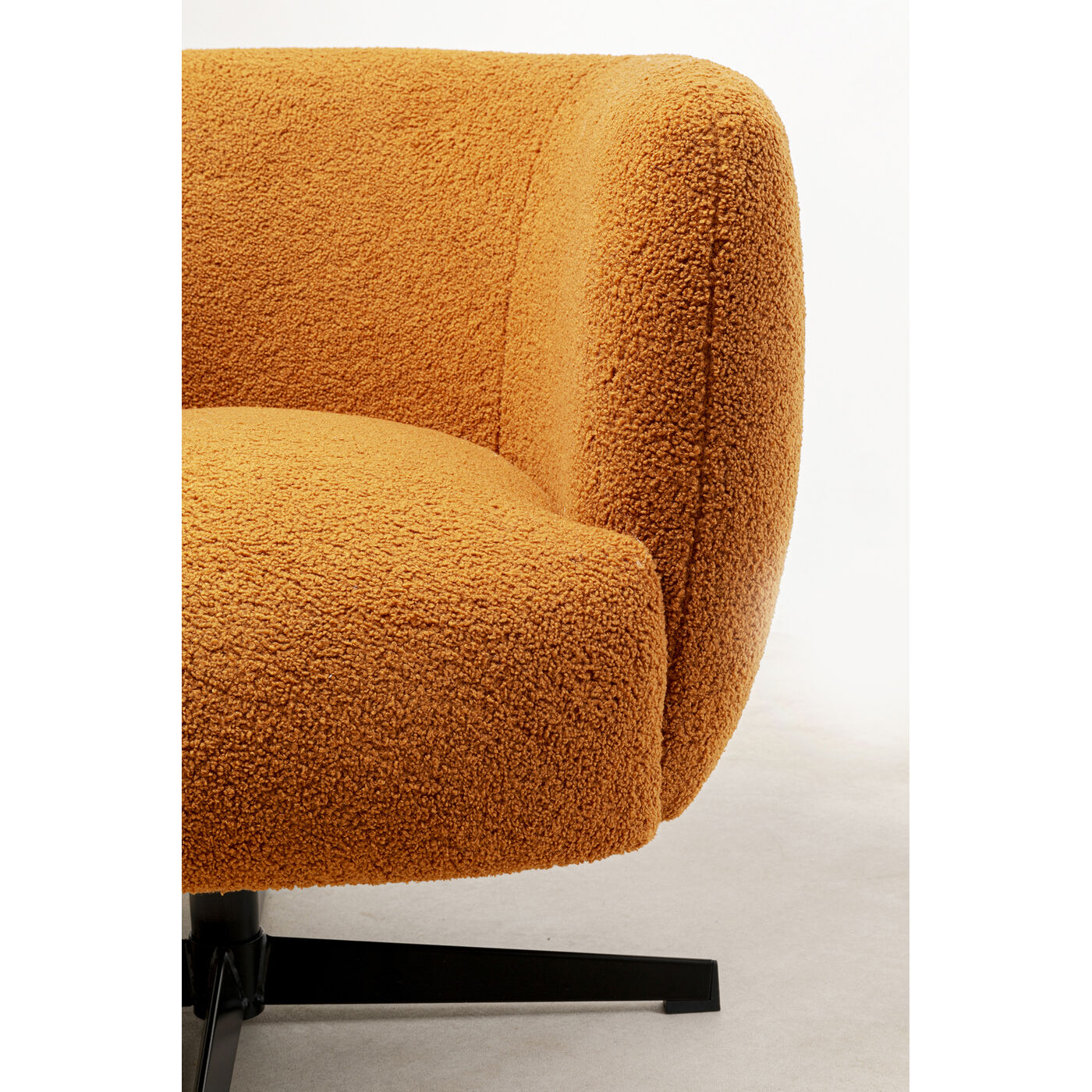 Кресло вращающееся Peony Fuzzy Brown